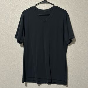 Lululemon Fundamental V Neck - Size L